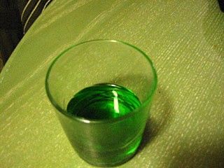 Je bois de la menthe à l'eau