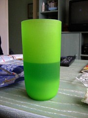 Je bois de la menthe à l'eau