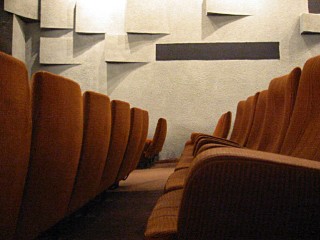 Nous allons au cinéma