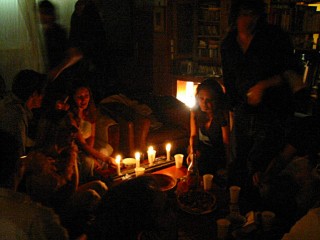 Etienne organise une soirée