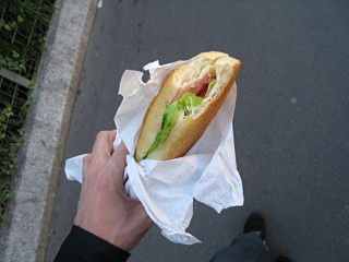 Je mange
