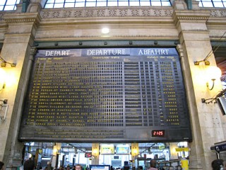 Je guette l'affichage de la voie