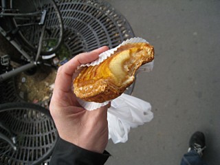Je mange