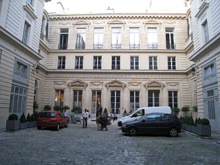 La cour