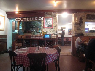 Nous nous installons