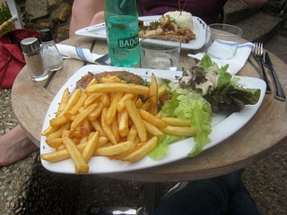 Je mange