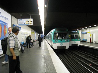 Un métro arrive