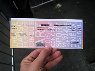 Nous allons voir un concert de Winston Mac Anuff
