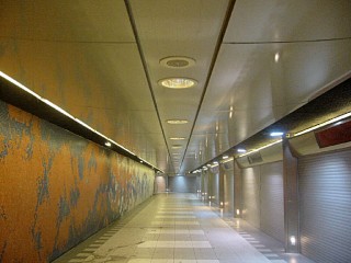 Nous prenons le métro