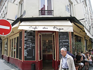 Je vais au Café des Anges