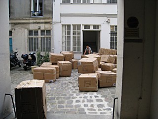 Je vais au bureau