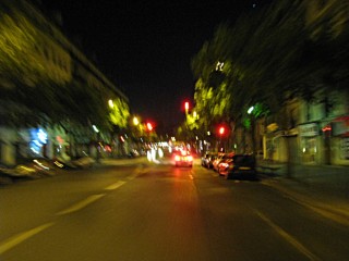 Elle finit par prendre un taxi. Je rentre en vélo