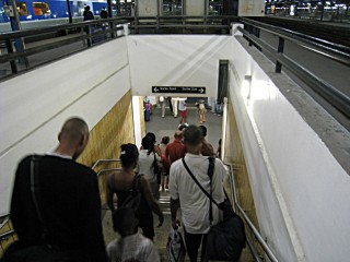 Nous prenons le souterrain