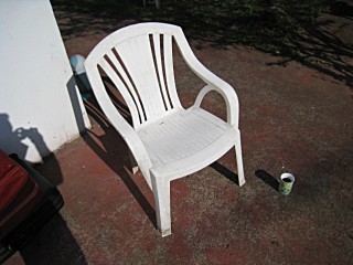 Je m'installe sur une chaise