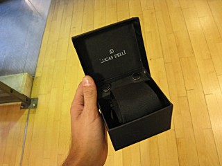 J'achète une cravate pour Jérémy