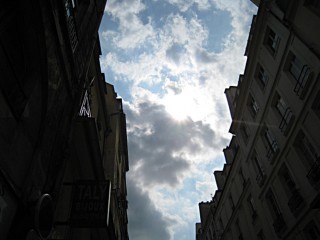 Je regarde le ciel