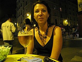 Je retrouve Emmanuelle et Julia