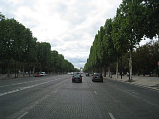 Les Champs Elysées
