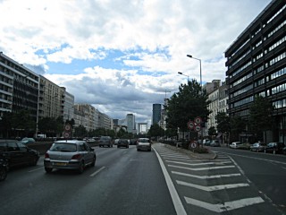 Nous passons par Neuilly