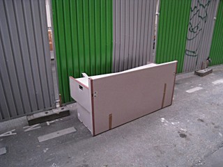Nous nous débarrassons du bureau