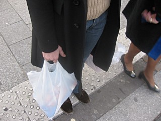 Je fais des courses avec Thibaut et Delphine