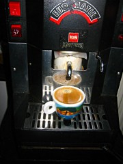 Je bois un café