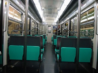 Nous prenons le métro