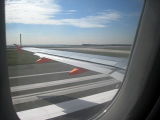 L'avion décolle