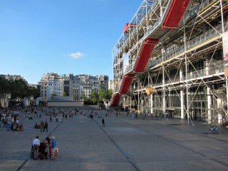 Nous allons à Beaubourg