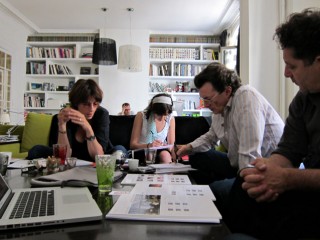 Nous travaillons
