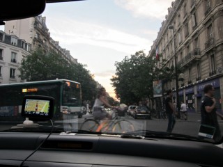 Nous partons en voiture