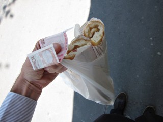J'achète des sandwichs