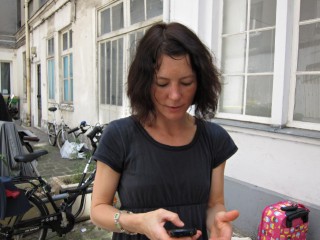 Je retrouve la soeur de Marlène qui a besoin des clés pour le studio