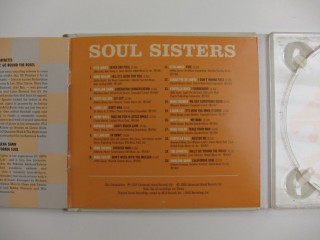 Je fais écouter à Sacha un CD que j'ai emprunté à la médiathèque