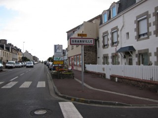 J'arrive à Granville après 130 kms de route